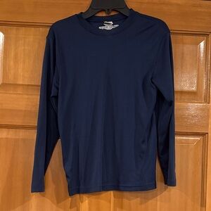 GUC! Boys size M, Classic Navy Long Sleeve Tee for Kids!